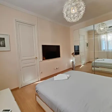 Elegant Apartment Rambla Badal Barcelona Exterior photo