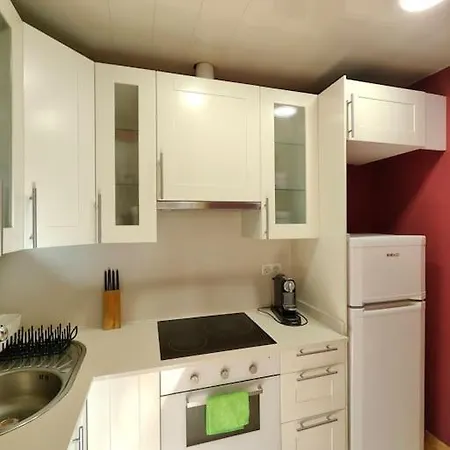 Elegant Apartment Rambla Badal Barcelona Exterior photo